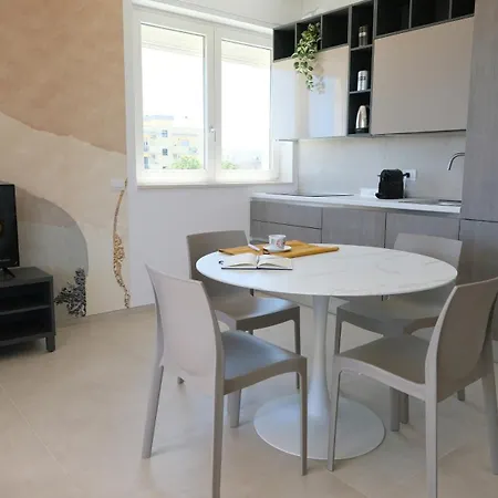 Gedo Apartment *